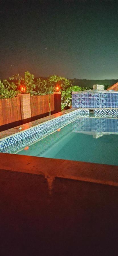 Royal Vybez Vacation Homes スパニッシュ・タウン エクステリア 写真